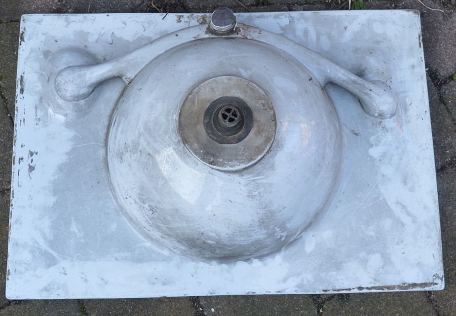 Period marble effect ceramic wash basin - Image 2 of 2