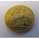 George V 22ct gold full sovereign 1927