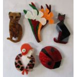 5 Lea Stein style brooches inc flowers, ladybird and cats