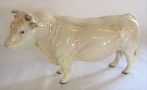 Beswick Charolais bull L 22 cm H 12 cm