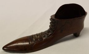 19th century treen pin cushion modelled as a shoe 14.5 cm