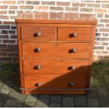 Victorian mahogany chest of drawers H 104 cm L 96 cm