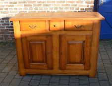 Large French oak sideboard / dresser base L 140 cm, D 50 cm, H 105 cm