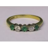 18ct gold 5 stone diamond and emerald ring size N weight 2.9 g