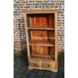 Jali wood book case H 150 cm L 80 cm