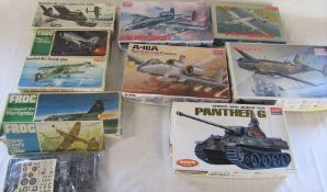 5 Frog 1:72 model kits inc Mg 21 Fishbed, Lockheed F.104 Starfighter & 5 Academy model kits inc