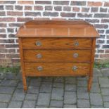 Early 20th century oak sideboard with 3 drawers