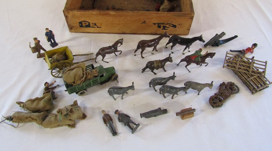 Selection of vintage lead farm animals etc