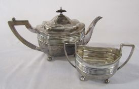 Silver teapot and sugar bowl London 1897/98 total weight 23.04 ozt