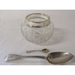 Glass bowl with silver rim Birmingham 1942 H 7.5 cm, Georgian dessert spoon London 1808 weight 1.