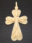 19th century carved ivory cross pendant with wheat sheaf detail 5.5cm (not including loop)