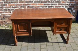 Large oak desk L 145 cm D 75 cm and chair