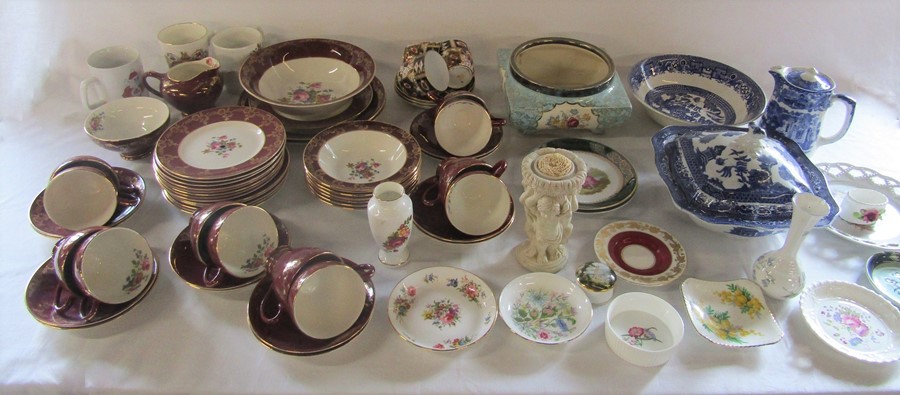 Various ceramics inc Empire part dinner / tea service, Aynsley, Wedgwood, Coalport and Limoges (2