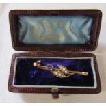 9ct gold and seed pearl brooch (missing stone/pearl) Chester hallmark weight 1.5 g