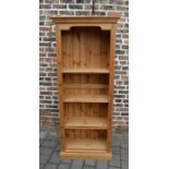 Pine bookcase H 183 cm L 75.5 cm D 29 cm (depth inc top pediment 33 cm)