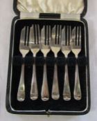Cased set of silver cake forks Sheffield 1941 weight 3.37 ozt