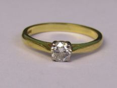 18ct gold solitaire diamond ring 0.35 ct size L/M total weight 2.6 g