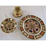 Royal Crown Derby imari pattern 1128 plate D 18 cm, dish D 11 cm (repaired) and table lighter
