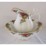 Royal Albert 'Old country roses' pattern wash bowl and jug (jug H 18 cm bowl D 25.5 cm)