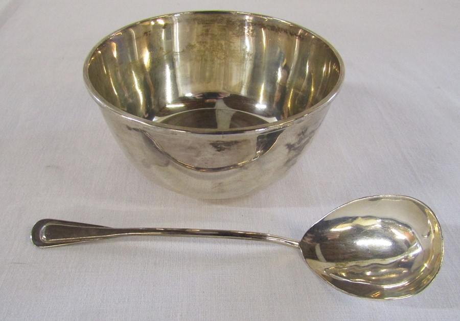 Silver bowl H 5 cm D 10 cm Sheffield 1963 and spoon Sheffield 1964, weight 4.94 ozt