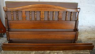 Double bed frame