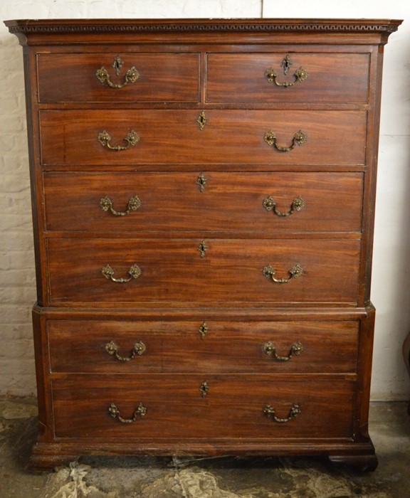 George III mahogany & oak lined chest on chest on ogee bracket (with later castors), canted & fluted