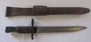 WWI era Ross Rifle Co Quebec patented 1907 bayonet with leather scabbard, date stamped 10/15 (