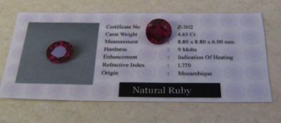 4.65 ct ruby stone with certificate (indication of heating) 8.80 x 8.80 x 6.00 mm