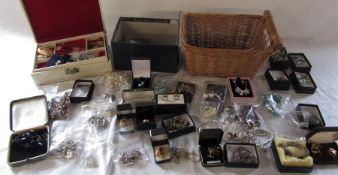 Large quantity of costume jewellery