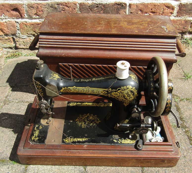 Singer sewing machine c.1906