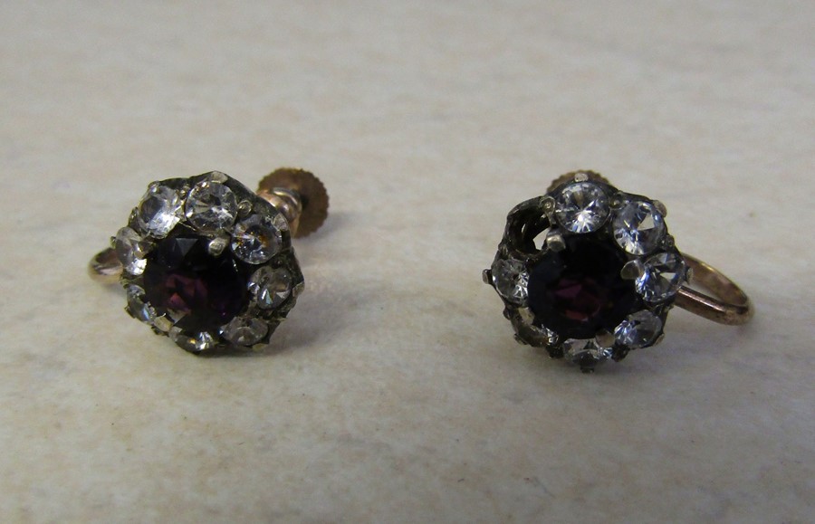 Tested as 9ct gold pair of spinel and paste cluster earrings (missing one stone) total weight 2.7 g - Image 2 of 2