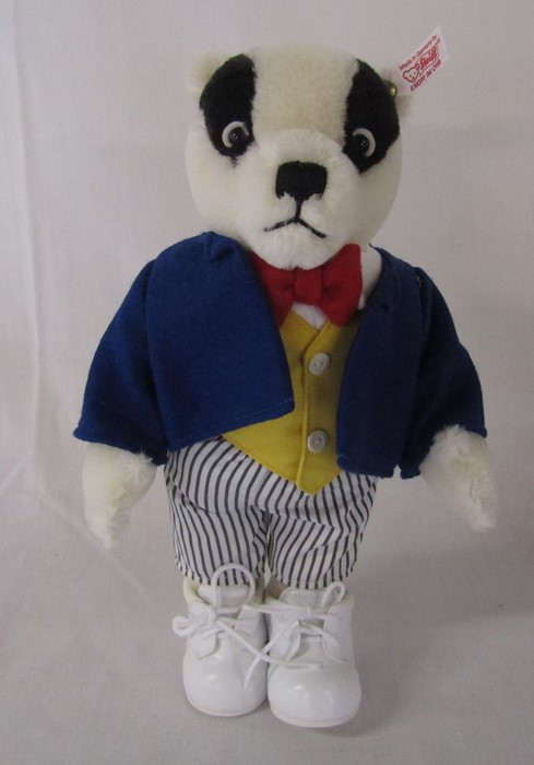 Steiff Rupert Classic collection Bill Badger limited edition 651/1500 H 28 cm complete with box - Image 2 of 2