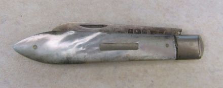 Silver and mother of pearl fruit knife Sheffield 1925