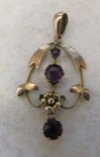 9ct gold amethyst pendant L 3.5 cm weight 1.2 g