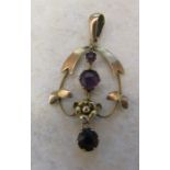 9ct gold amethyst pendant L 3.5 cm weight 1.2 g