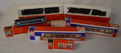 3 boxed Jouef locomotives, 2 carriages & a wagon