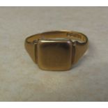 9ct gold signet ring Birmingham 1936 weight 5.3 g size U/V