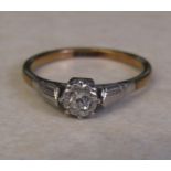 9ct gold and platinum illusion set diamond solitaire ring size N/O weight 2.4 g