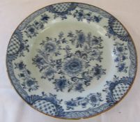 18th century Delft charger with painted blue flowers c.1760 D 35 cm