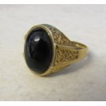 Gents 9ct gold ring with cabochon stone total weight 7 g size V