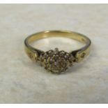 9ct gold diamond chip ring size N/O weight 2.5 g