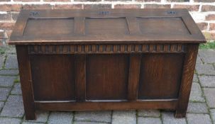 17th century style oak blanket box, 109cm wide 57cm high