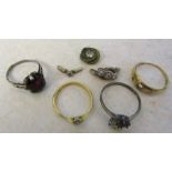 Small quantity of scrap jewellery inc 9ct and 18ct gold, silver and small diamonds