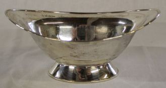 Silver oval dish on footed base Joseph Rodgers, Sheffield 1898 4.55ozt diameter 18cm