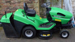 John Deere Sabre 1336 HR ride on mower