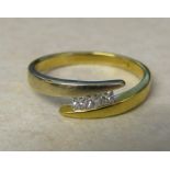 18ct gold 3 stone diamond ring size P total weight 3.9 g