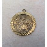 9ct gold St Christopher pendant weight 5.6 g D 27 mm