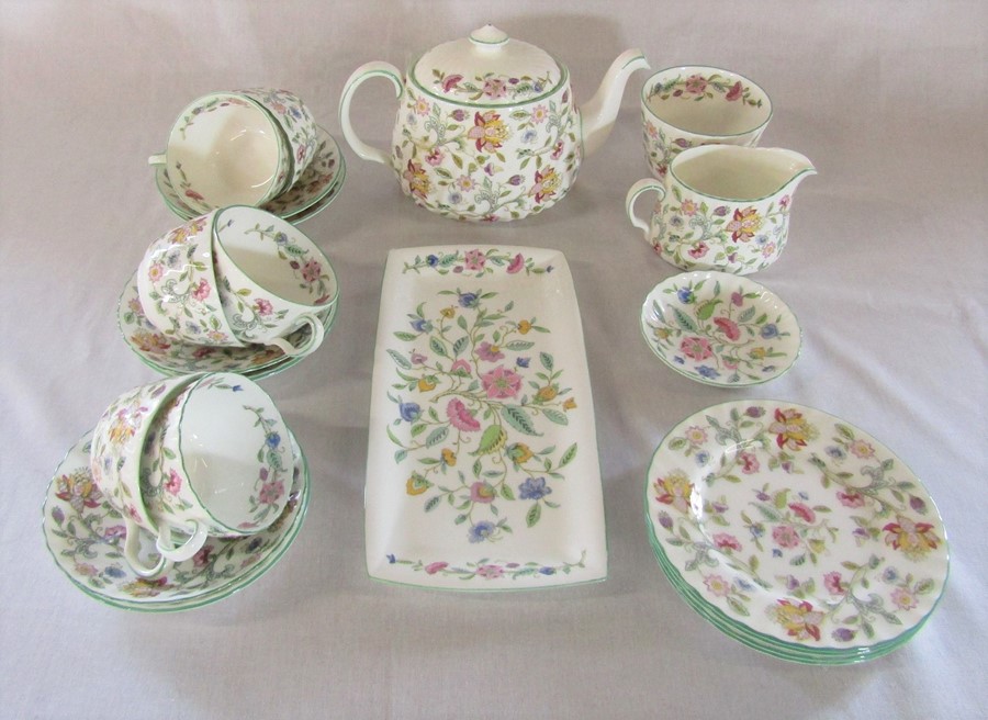 Minton Haddon Hall part tea service consisting of teapot, sugar bowl, milk jug, 6 cups and