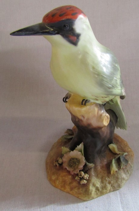 2 boxed Royal Crown Derby green woodpeckers H 24 cm signed M.E.T and H 15 cm signed M Dudley - Image 2 of 9