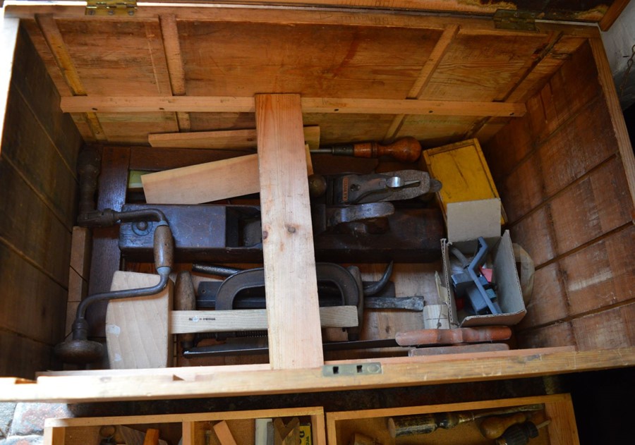 Pine cabinet maker's chest with tools - Image 3 of 4